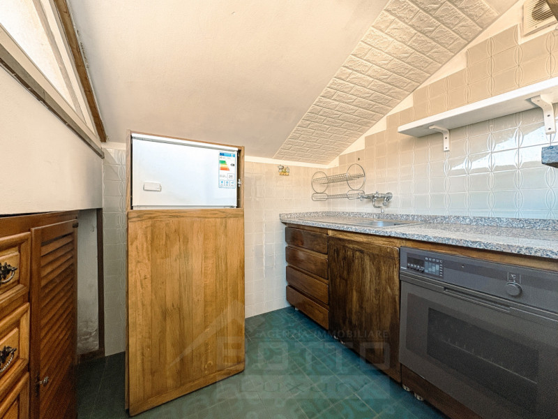 Immagine 10 di Appartamento in vendita  in via per colazza 70 a Pisano