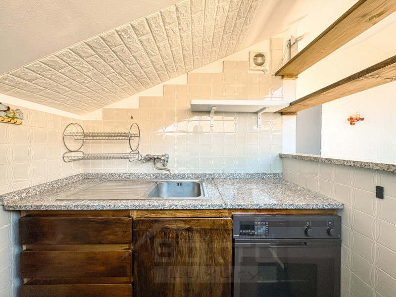 Immagine 11 di Appartamento in vendita  in via per colazza 70 a Pisano