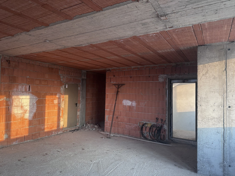 Immagine 23 di Capannone industriale in vendita  in Via Colomba Snc a Colognola Ai Colli