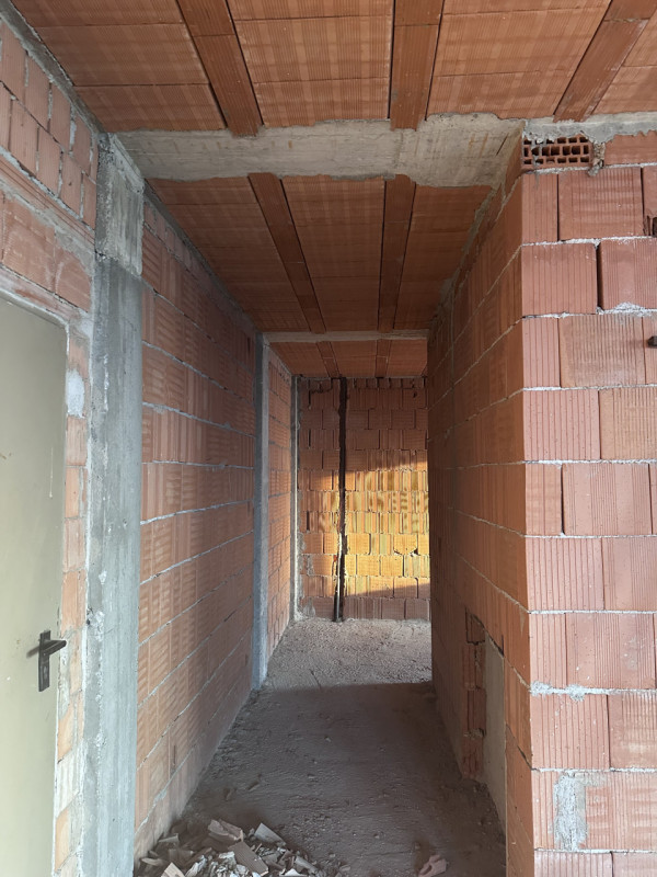 Immagine 25 di Capannone industriale in vendita  in Via Colomba Snc a Colognola Ai Colli