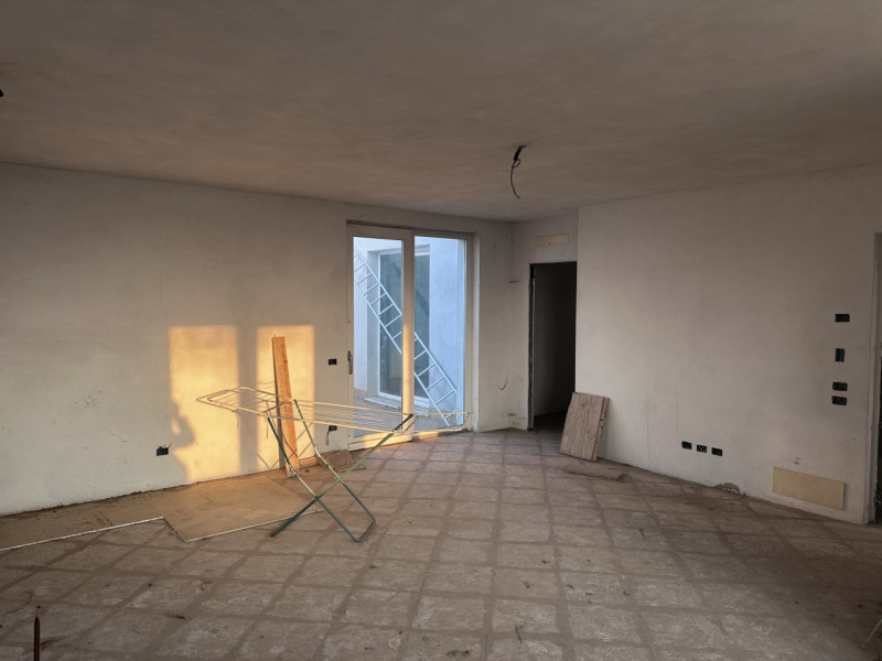 Immagine 37 di Capannone industriale in vendita  in Via Colomba Snc a Colognola Ai Colli