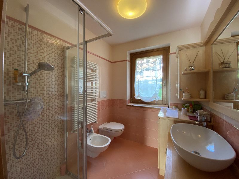 Immagine 12 di Villa in vendita  in Via Valle Ansiei,sn a Auronzo Di Cadore