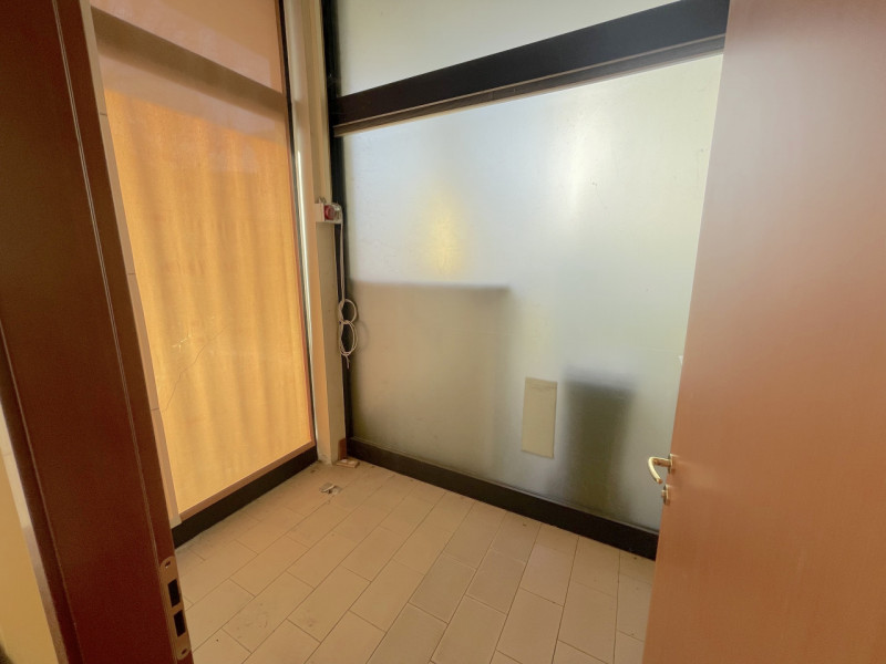 Immagine 4 di Laboratorio in vendita  in Via Leonardo da Vinci a Altavilla Vicentina