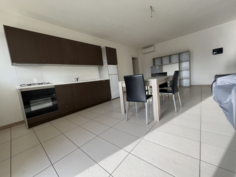 Immagine 3 di Appartamento in vendita  in Via Gennargentu a Olbia