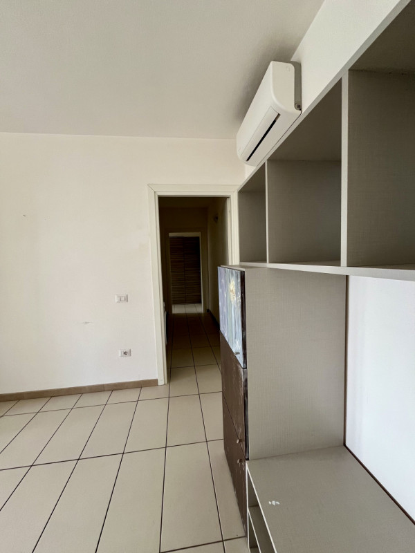 Immagine 9 di Appartamento in vendita  in Via Gennargentu a Olbia