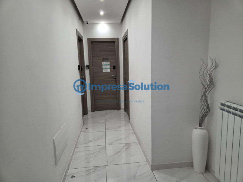 Immagine 10 di Bed & Breakfast in vendita  in Piazza Mercato a Napoli