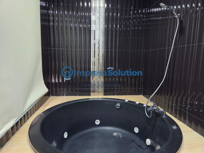 Immagine 14 di Bed & Breakfast in vendita  in Piazza Mercato a Napoli