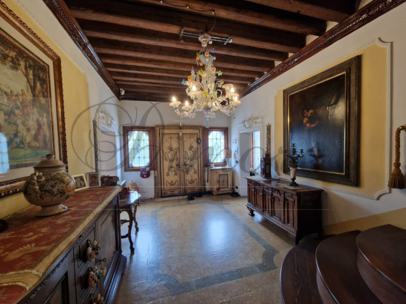 Immagine 5 di Villa in vendita  in via desman a Santa Maria Di Sala