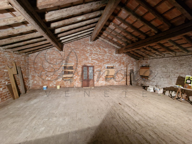 Immagine 18 di Villa in vendita  in via desman a Santa Maria Di Sala