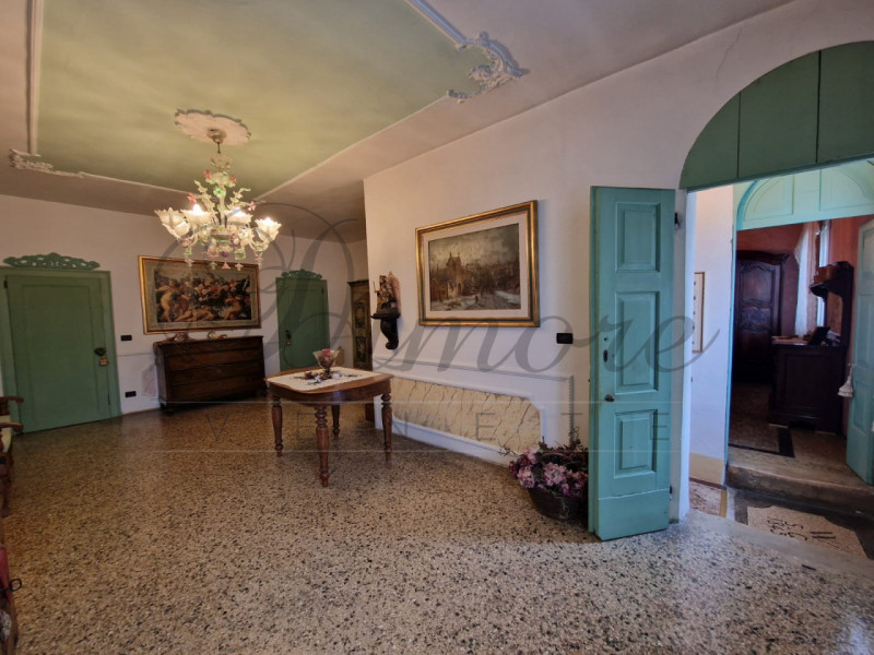 Immagine 24 di Villa in vendita  in via desman a Santa Maria Di Sala