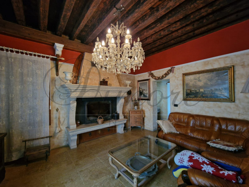 Immagine 39 di Villa in vendita  in via desman a Santa Maria Di Sala