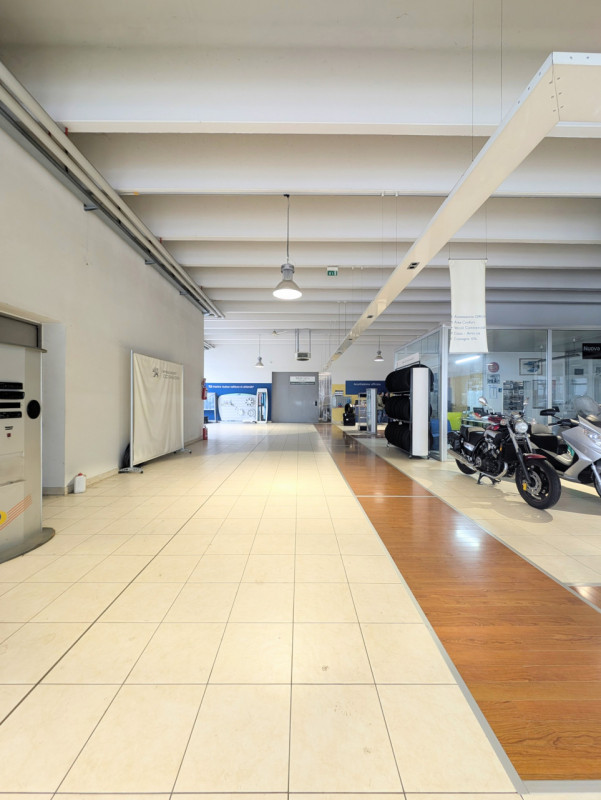 Immagine 3 di Negozio in affitto  in Thiene Via Marco Corner, 5 a Thiene