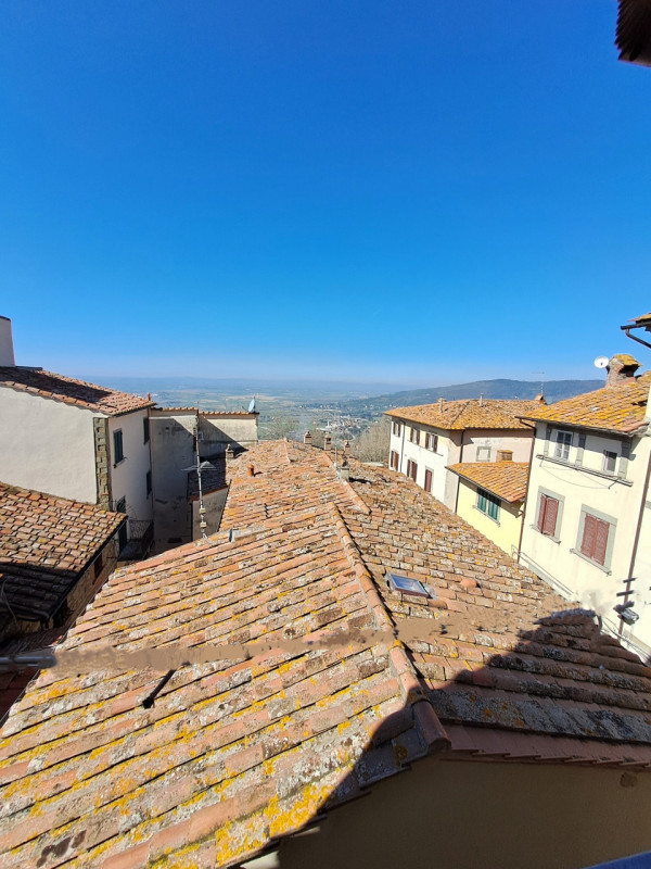 Immagine 3 di Villetta a schiera in vendita  in Via Roma a Cortona