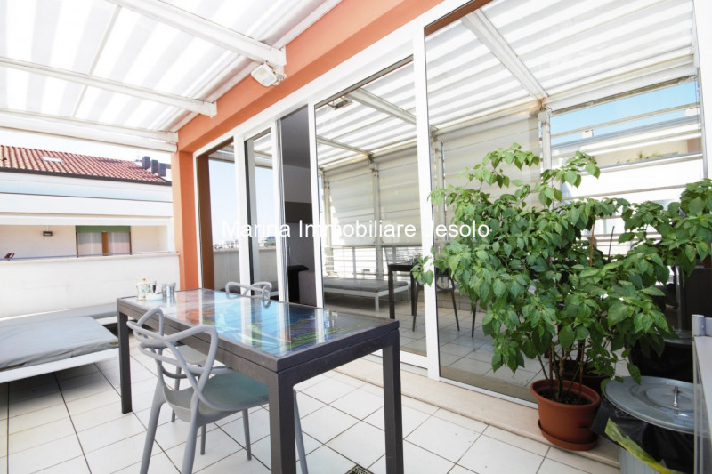 Immagine 5 di Attico in vendita  in via firenze a Jesolo