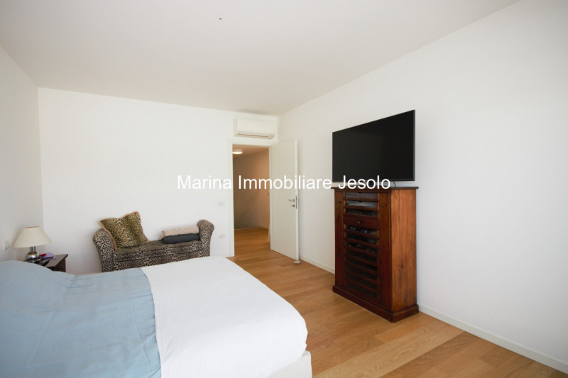 Immagine 7 di Attico in vendita  in via firenze a Jesolo