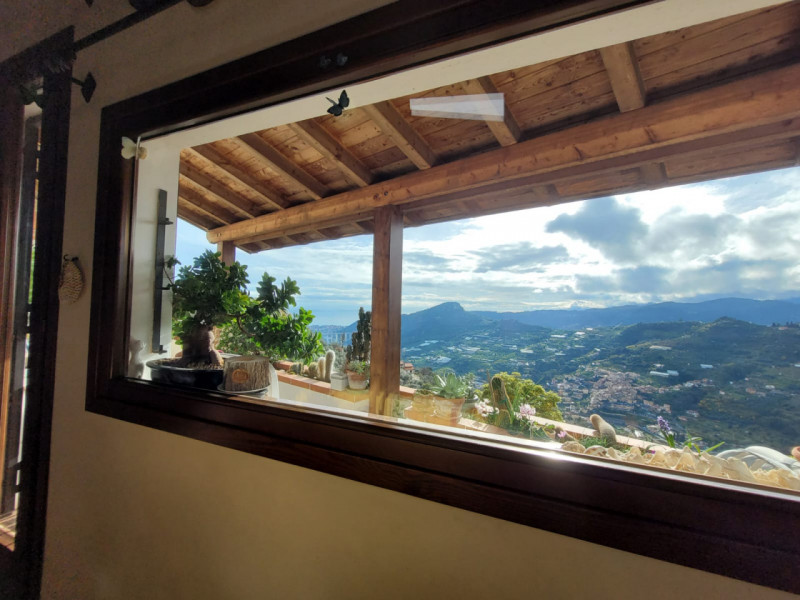 Immagine 5 di Villa in vendita  in Vallebona a Vallebona