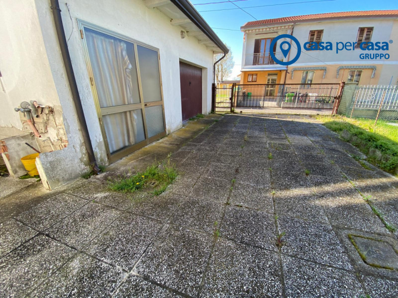 Immagine 36 di Appartamento in vendita  in Papozze, Via Gramsci a Papozze