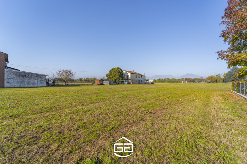Immagine 2 di Terreno in vendita  in Via Roare 46 a Villaverla