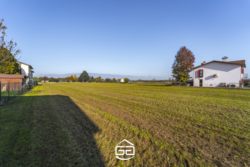 Immagine 4 di Terreno in vendita  in Via Roare 46 a Villaverla