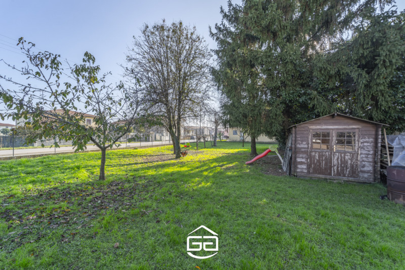 Immagine 7 di Terreno in vendita  in Via Roare 46 a Villaverla