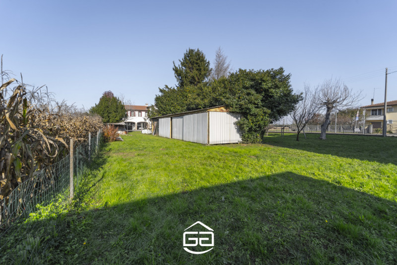 Immagine 10 di Terreno in vendita  in Via Roare 46 a Villaverla