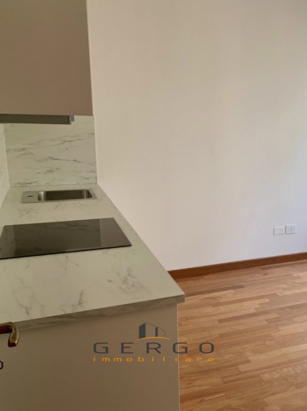 Immagine 10 di Appartamento in affitto  in Via dei Borromeo a Padova