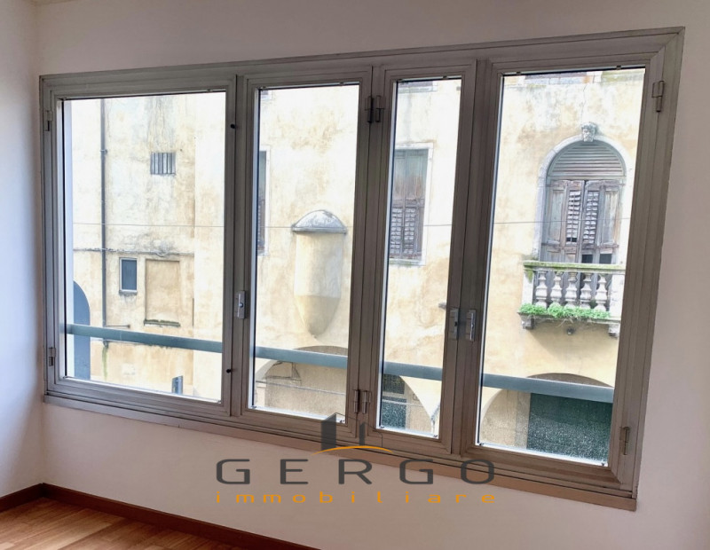 Immagine 17 di Appartamento in affitto  in Via dei Borromeo a Padova