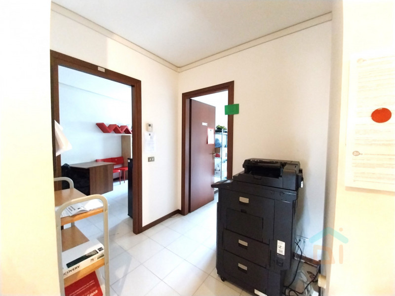 Immagine 2 di Ufficio in vendita  in Via Del Zotto 2/1 a Cervignano Del Friuli