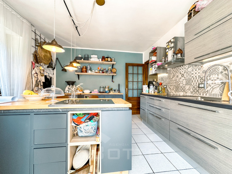 Immagine 3 di Casa indipendente in vendita  in Via Piede della Costa 43 a Varallo