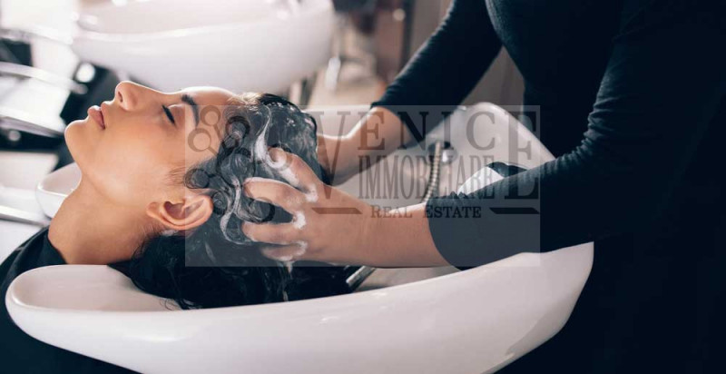 Immagine 1 di Attività commerciale in vendita  a Spinea