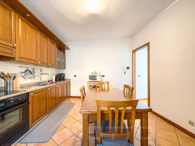 Immagine 9 di Villetta a schiera in vendita  in via Torino 6 a Briga Novarese