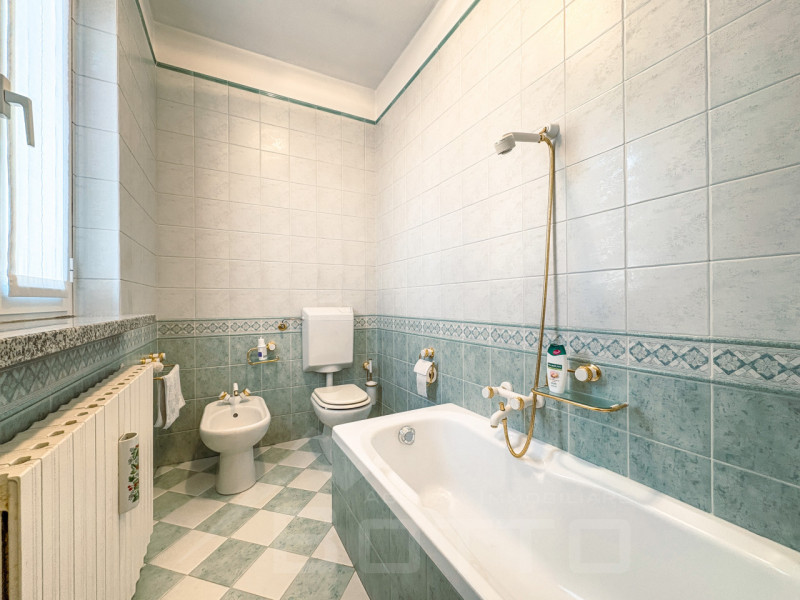 Immagine 18 di Villetta a schiera in vendita  in via Torino 6 a Briga Novarese