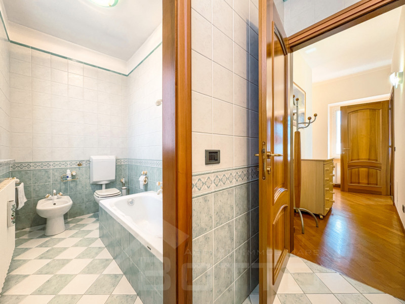 Immagine 19 di Villetta a schiera in vendita  in via Torino 6 a Briga Novarese