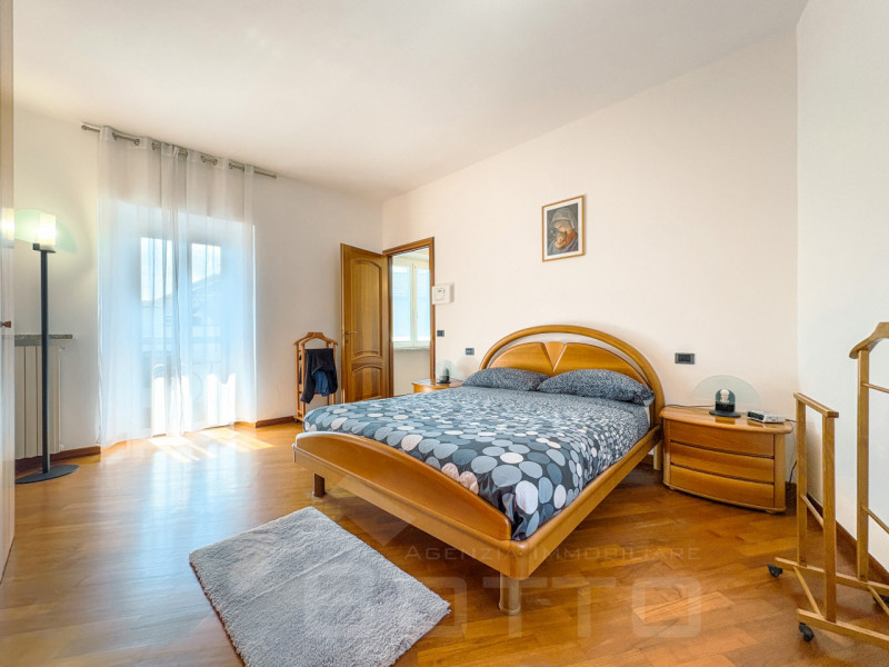 Immagine 24 di Villetta a schiera in vendita  in via Torino 6 a Briga Novarese