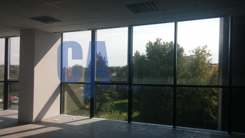 Immagine 21 di Ufficio in affitto  in VIA KULISCIOFF ANNA a Milano