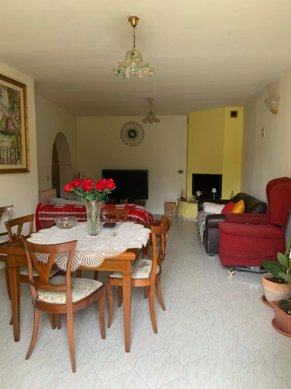 Immagine 6 di Villa in vendita  in Strada di Barbarossa a Palombara Sabina