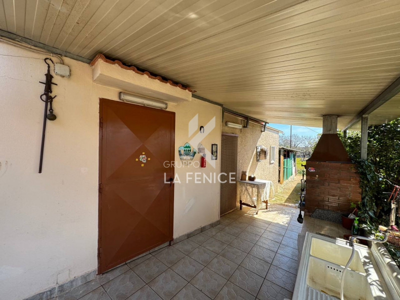 Immagine 9 di Rustico / casale in vendita  in SP62 a Martina Franca