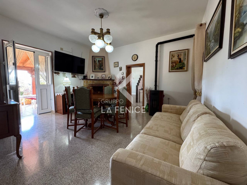 Immagine 10 di Rustico / casale in vendita  in SP62 a Martina Franca