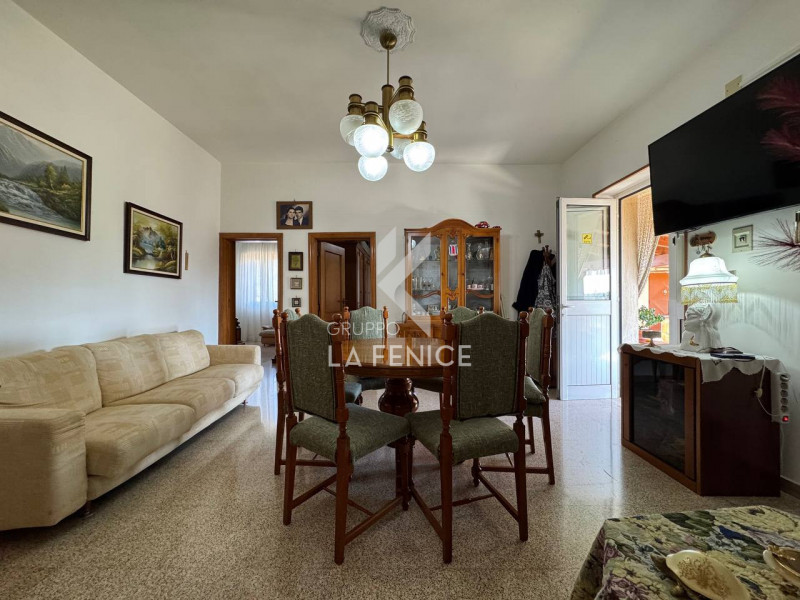 Immagine 12 di Rustico / casale in vendita  in SP62 a Martina Franca