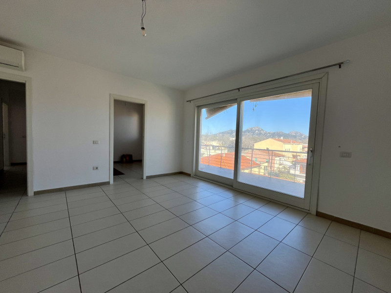 Immagine 1 di Appartamento in vendita  in Via Gennargentu 9 a Olbia