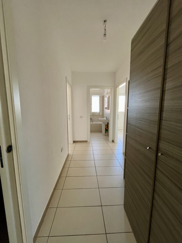 Immagine 7 di Appartamento in vendita  in Via Gennargentu 9 a Olbia