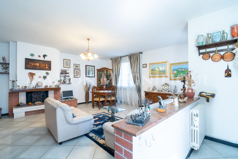 Immagine 6 di Villa in vendita  in Via Argine Volano a Ferrara