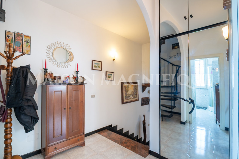 Immagine 10 di Villa in vendita  in Via Argine Volano a Ferrara