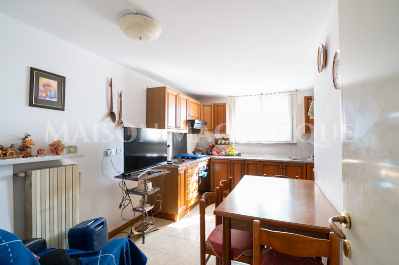 Immagine 28 di Villa in vendita  in Via Argine Volano a Ferrara