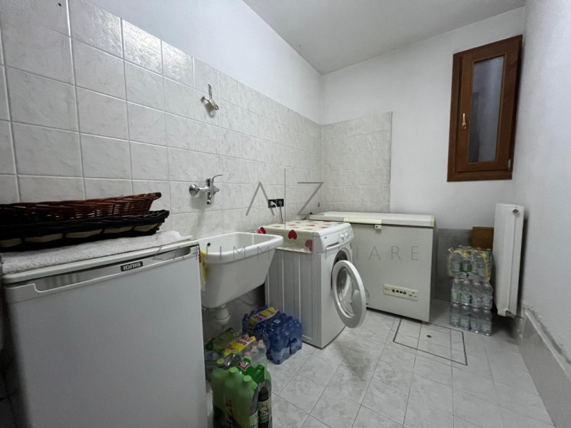 Immagine 17 di Villetta a schiera in vendita  in Via Antonio Vivaldi a Asolo