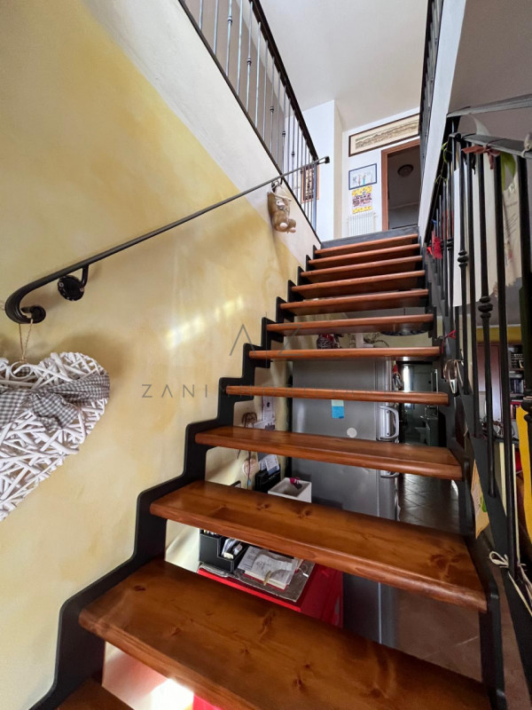 Immagine 19 di Villetta a schiera in vendita  in Via Antonio Vivaldi a Asolo