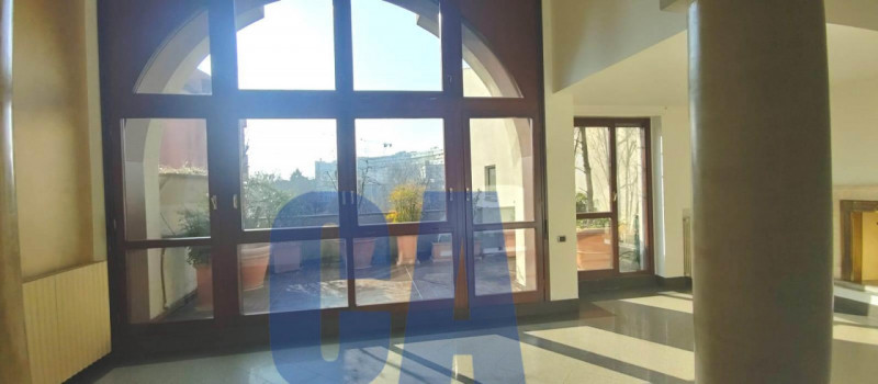 Immagine 1 di Ufficio in vendita  in VIA DONIZETTI GAETANO a Monza