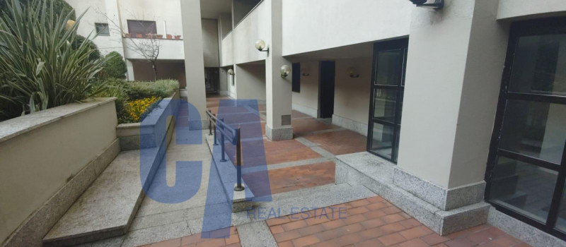 Immagine 19 di Ufficio in vendita  in VIA DONIZETTI GAETANO a Monza