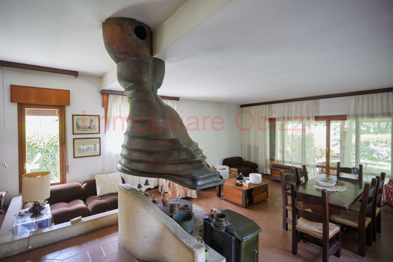 Immagine 7 di Villa in vendita  in Via Firenze a Selvazzano Dentro