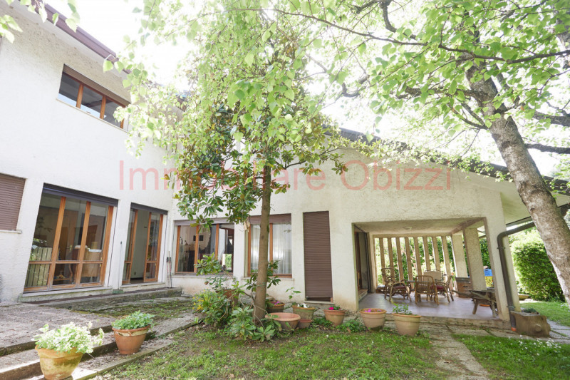 Immagine 20 di Villa in vendita  in Via Firenze a Selvazzano Dentro